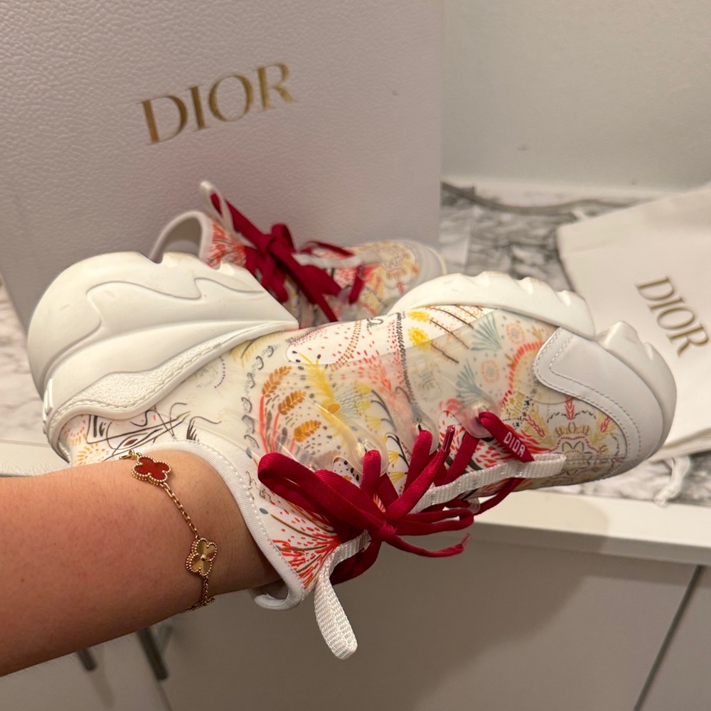 Dior White and Red Sneakers - Picture 9 of 14